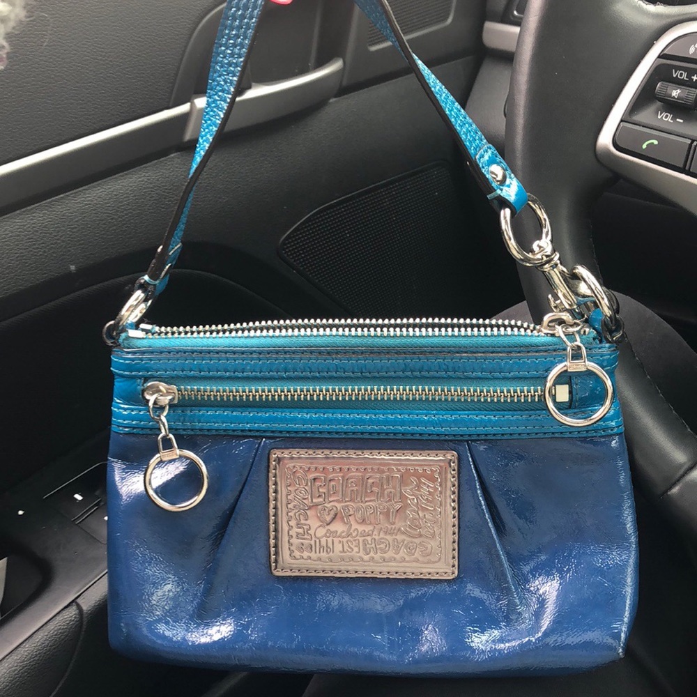 Coach heart poppy wallet